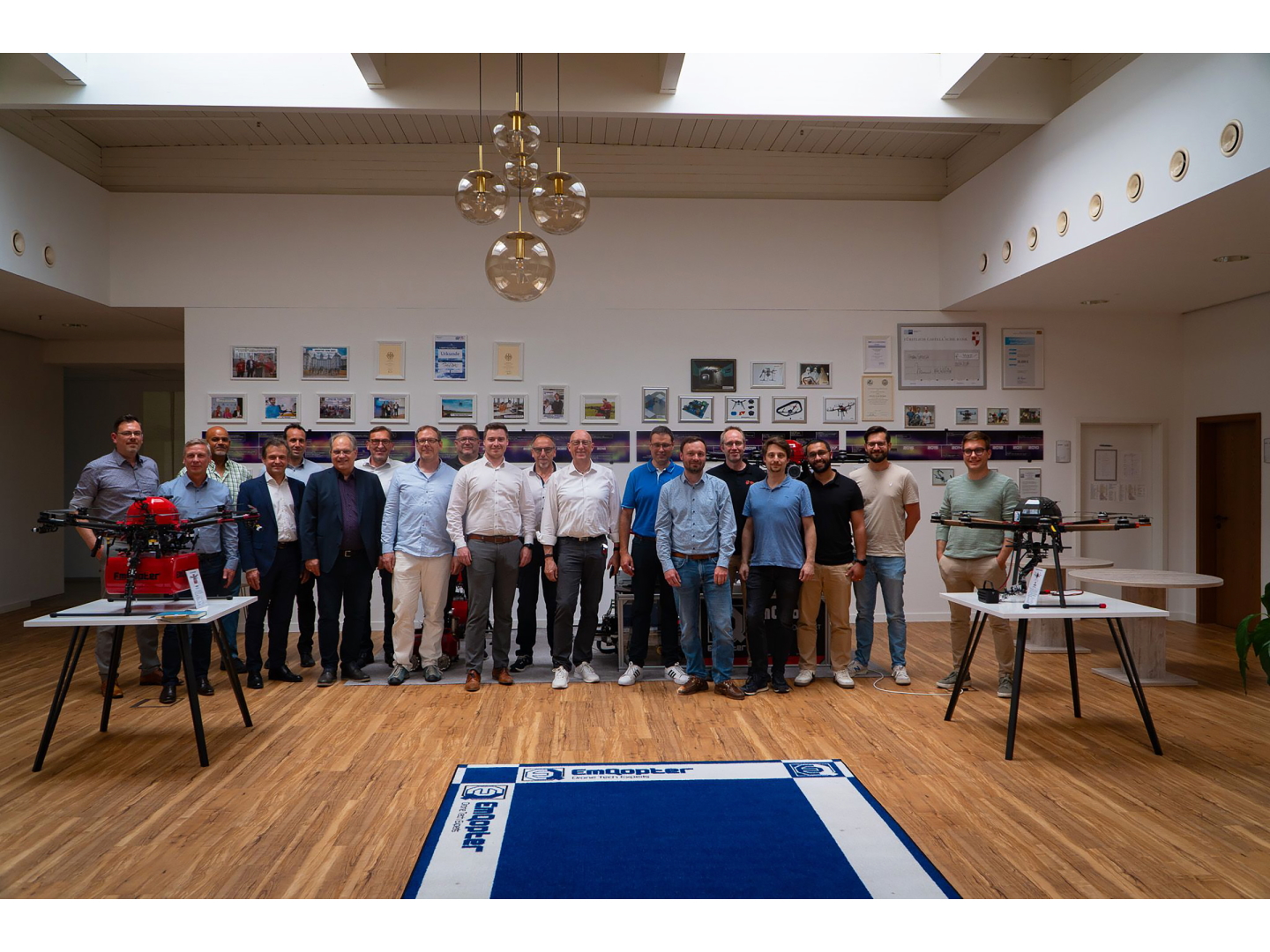 Gemeinsames Bild im Forum bei Emqopter