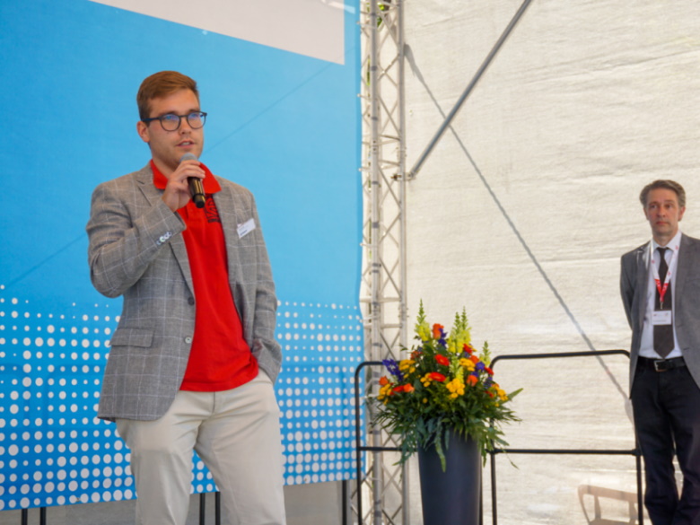 Maximal zwei Minuten standen Marvin Bihl zur Verfügung, um die Projektinhalte zu pitchen (Foto: AiF Projekt GmbH)