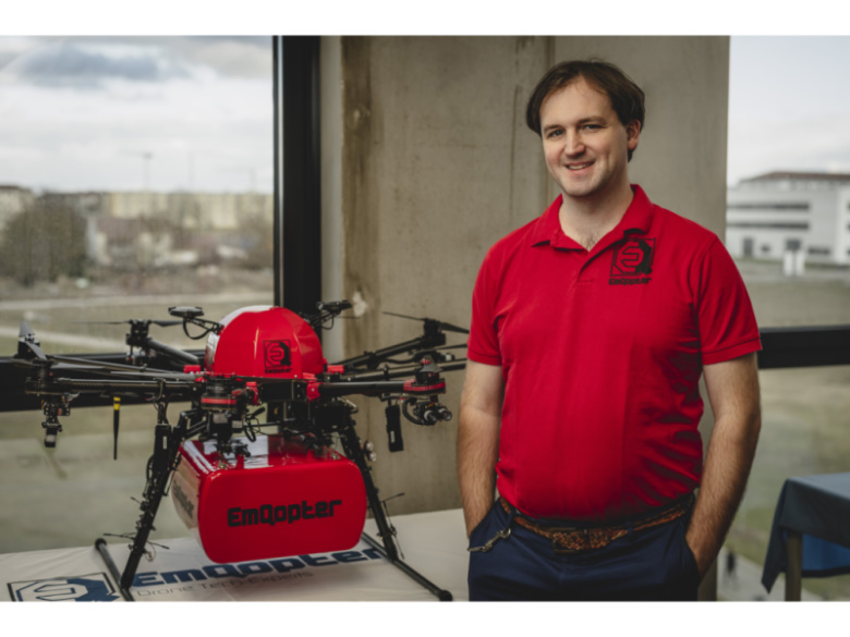 Emqopter's autonomous Delivery Drone is equipped with innovative sensor technology
